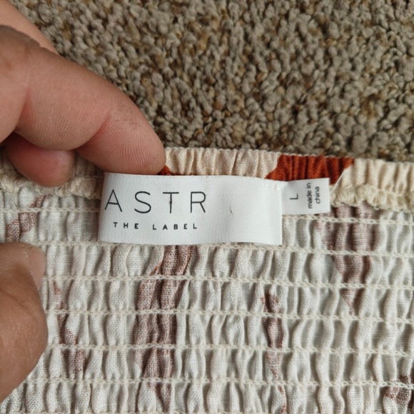 ASTR THE LABEL Cut Out Linen Blend Mini Dress‎ Abstract Print Puff Sleeve L - Picture 4 of 12